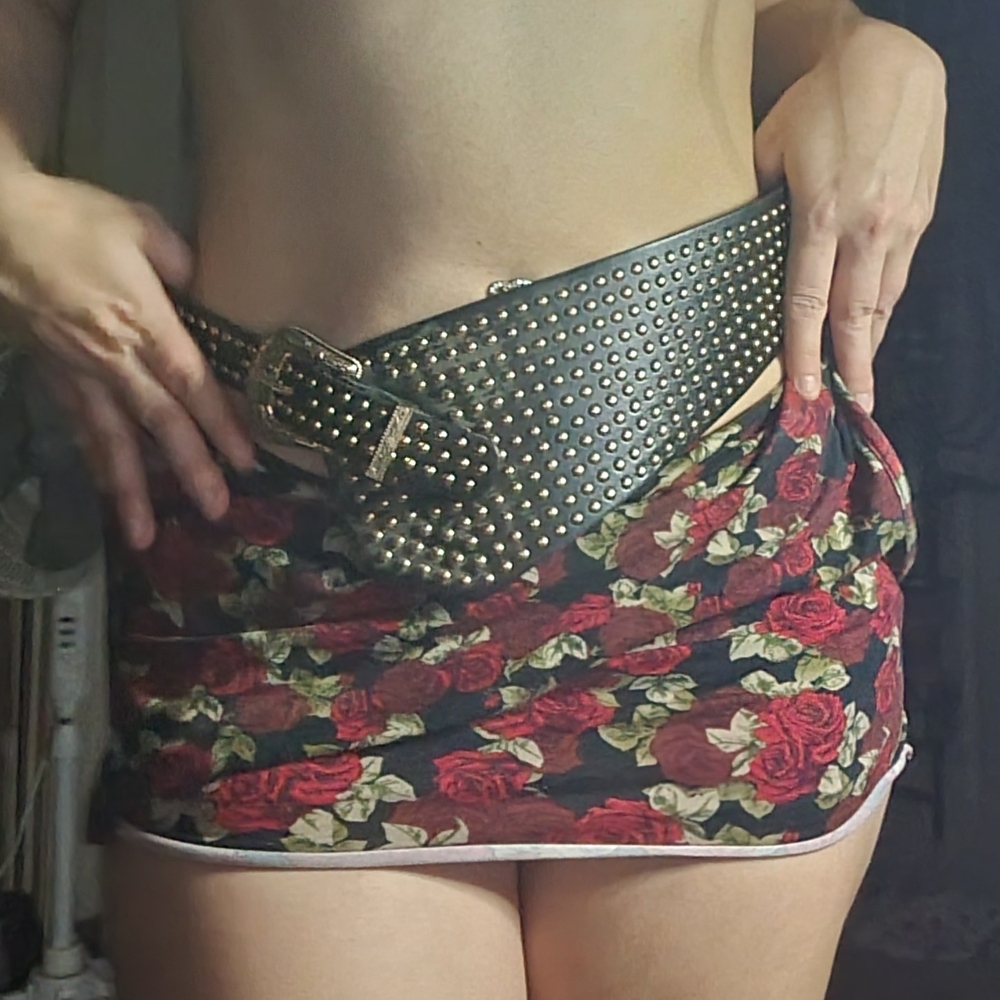 Floral Mini Skirt with Studded Belt